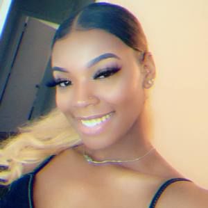 Meet your Posher, Bria